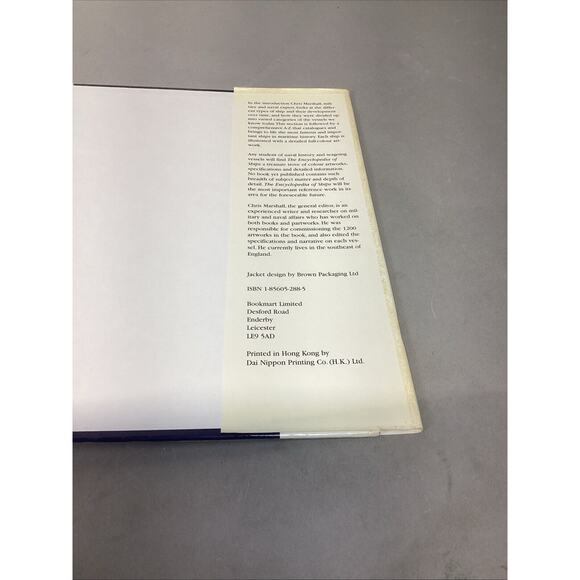 The Encyclopedia of Ships: The History and Specifications of Over 1200 Ships - Picture 10 of 10